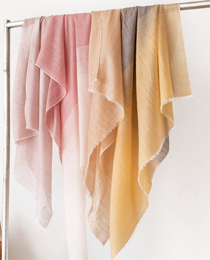 Gradient color 100% wool scarf. - AOA Fashion Accessories