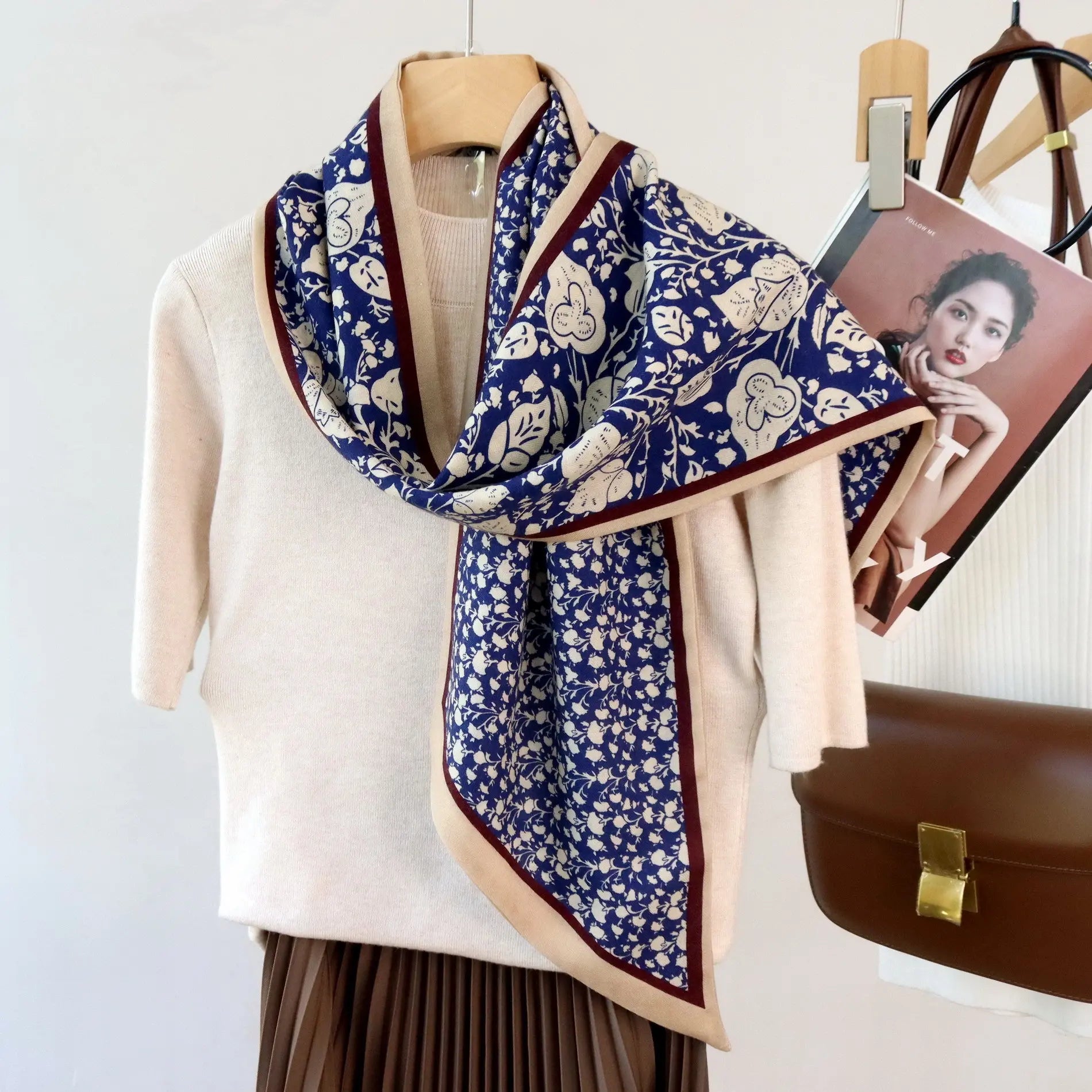 Elegant Silk Wool Long Scarf – Reversible Floral Print Wrap